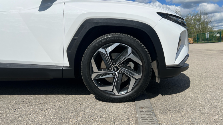 Hyundai TUCSON 1.6 TGDi Plug-in Hybrid Premium 5dr 4WD Auto Estate